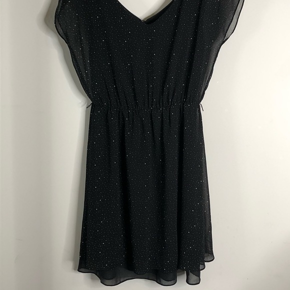 Summer dress. - Picture 2 of 4